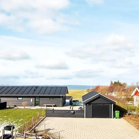 Modern With - By Traum *