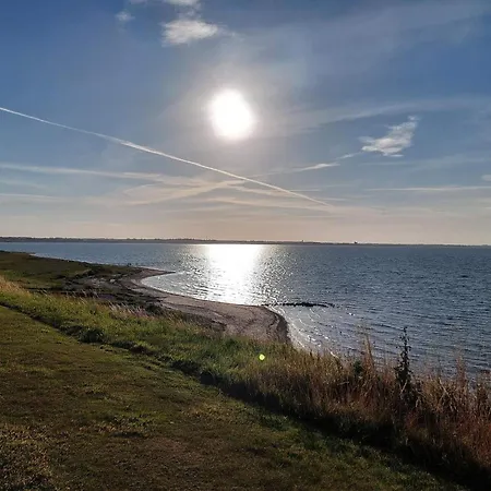 Modern With - By Traum